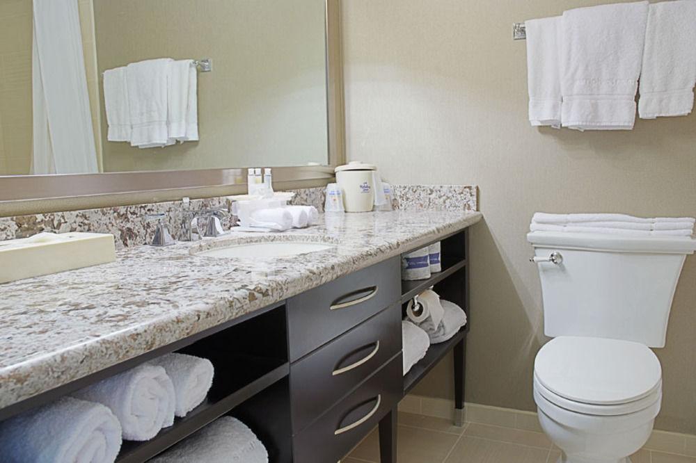 Hotel Express - West By Ihg Boca Raton