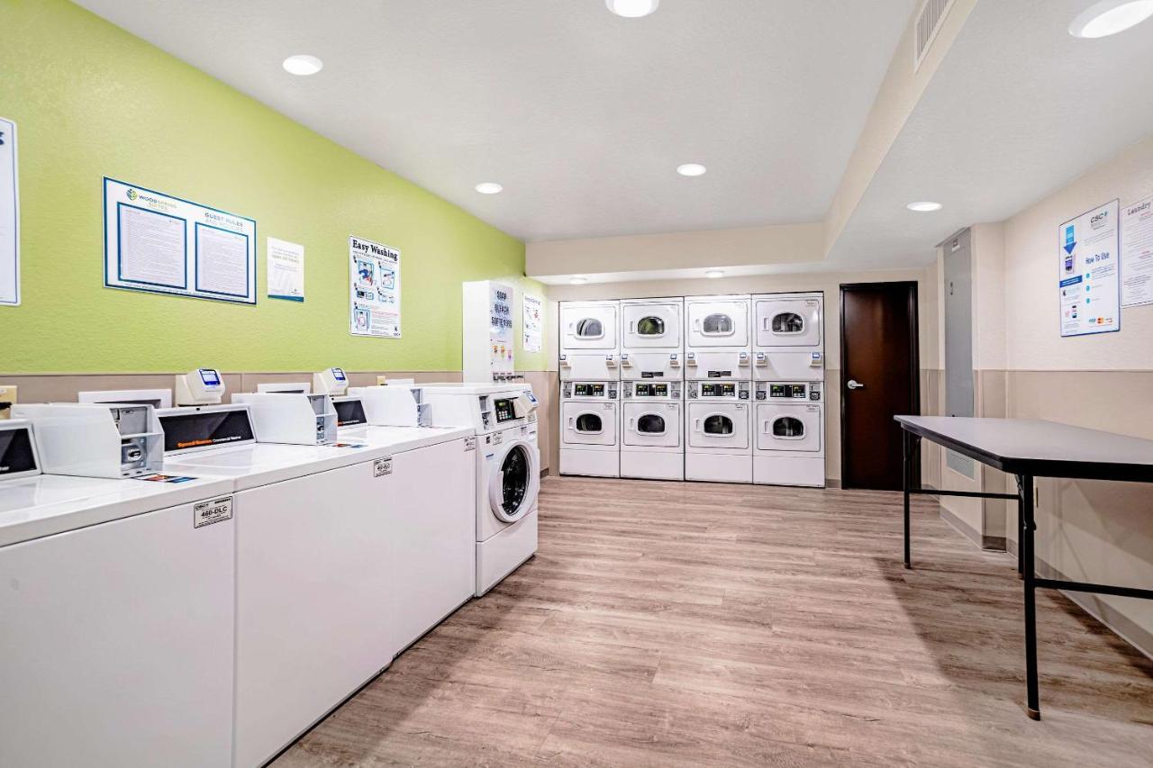 Woodspring Naples Hotel 2*