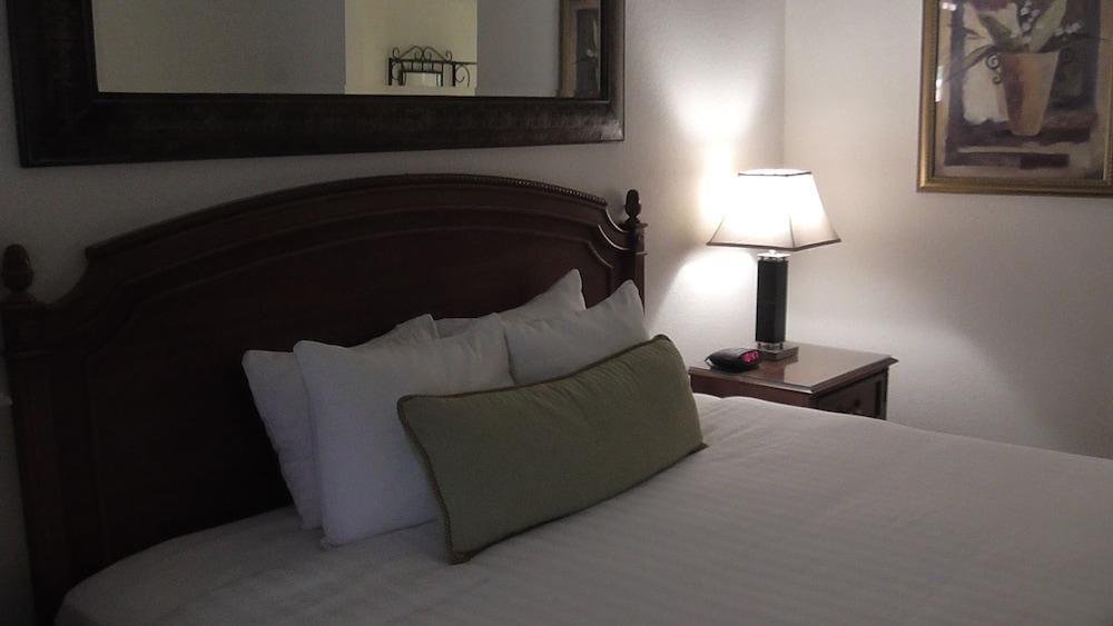 Ramada By Wyndham Downtown 3* Kissimmee