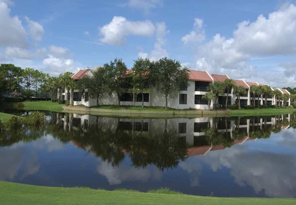 Marriott's Sabal Palms Hotel