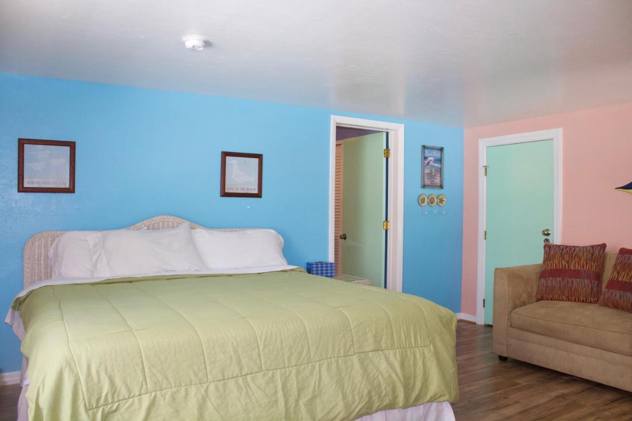 Sandy Hotel