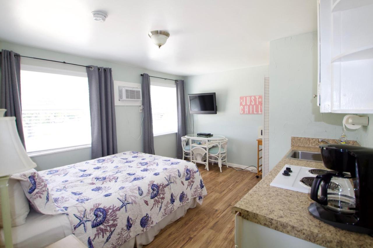 Sandy Hotel