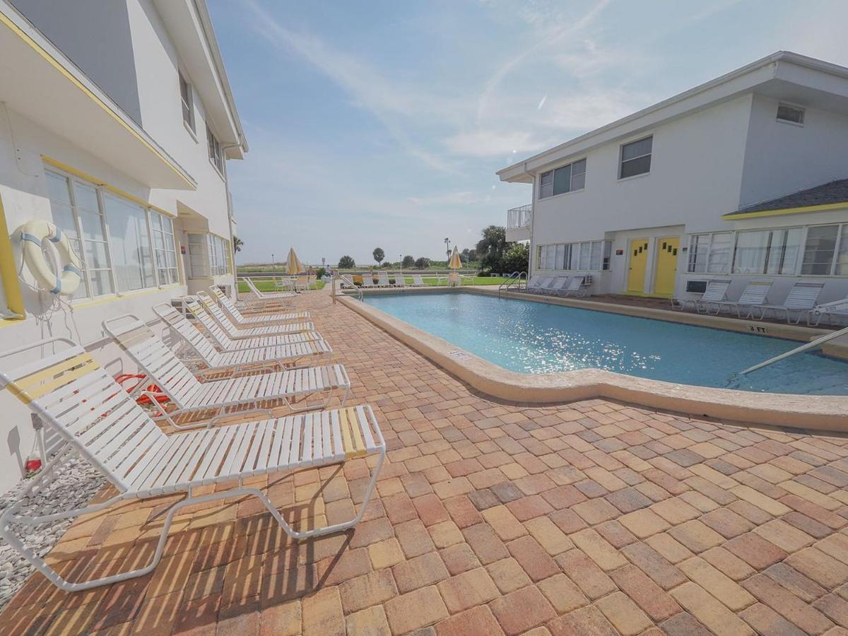 The Sands Of Treasure Island Hotel 2*