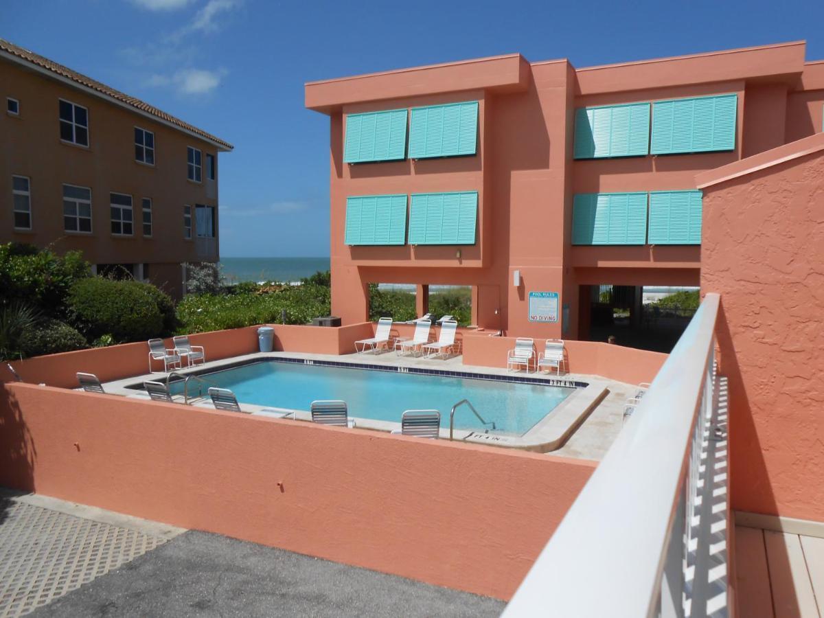 Coquina Club 110 * Bradenton Beach