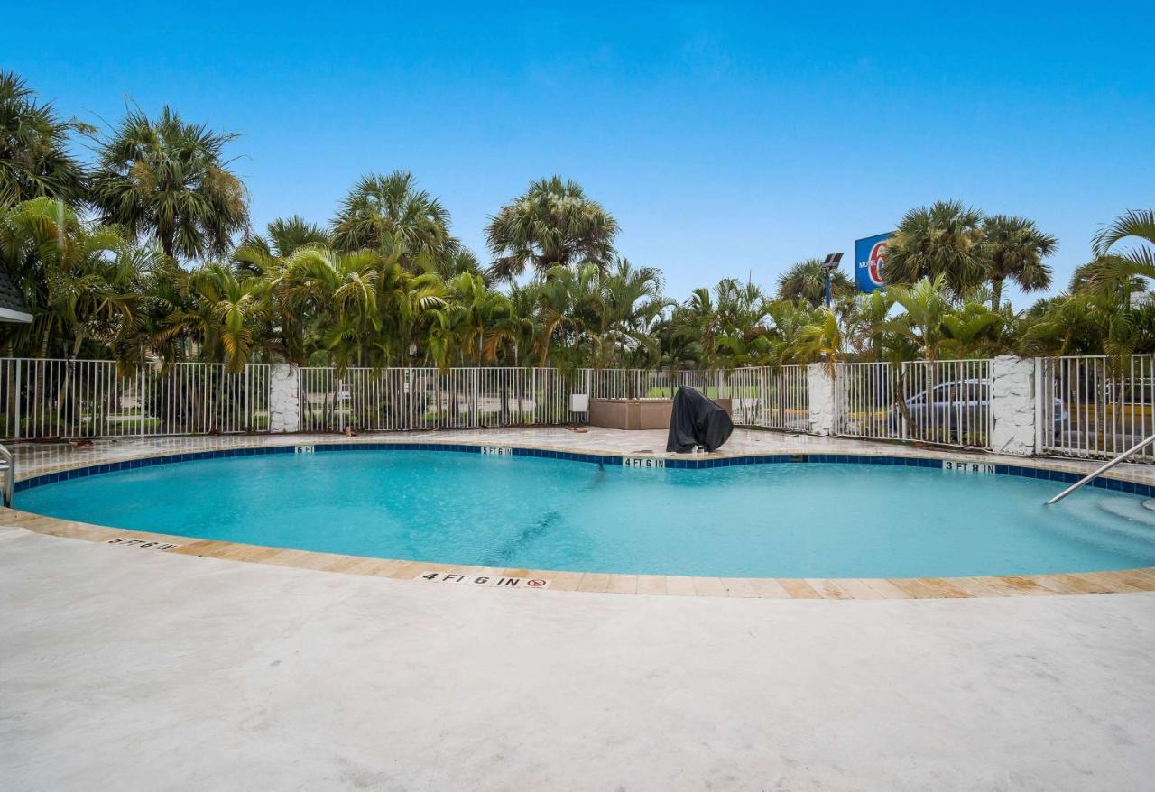 Hotel 6-fort Myers, Fl