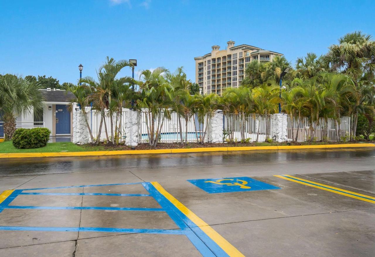 Hotel 6-fort Myers, Fl North Fort Myers