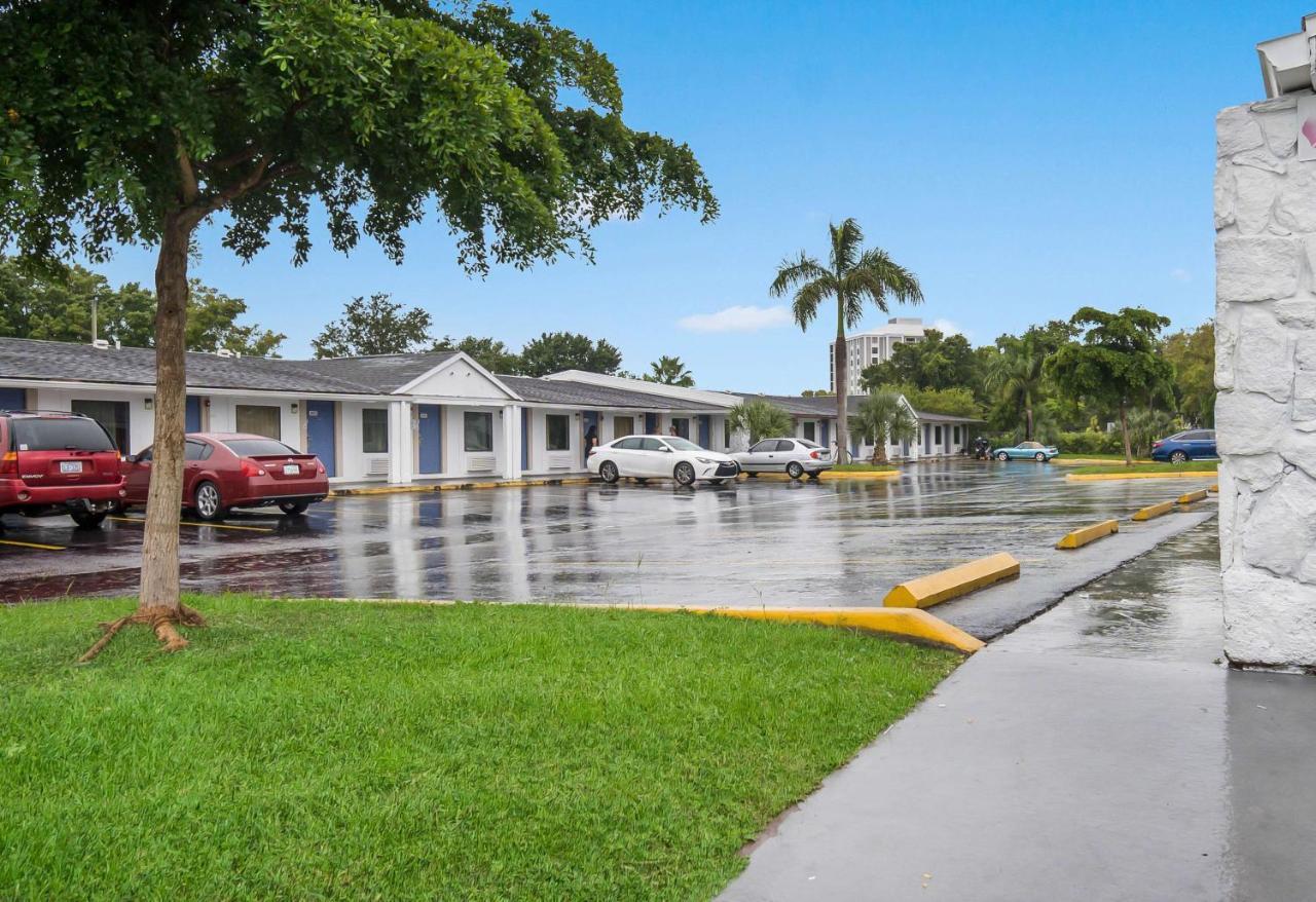 6-fort Myers, Fl North Fort Myers