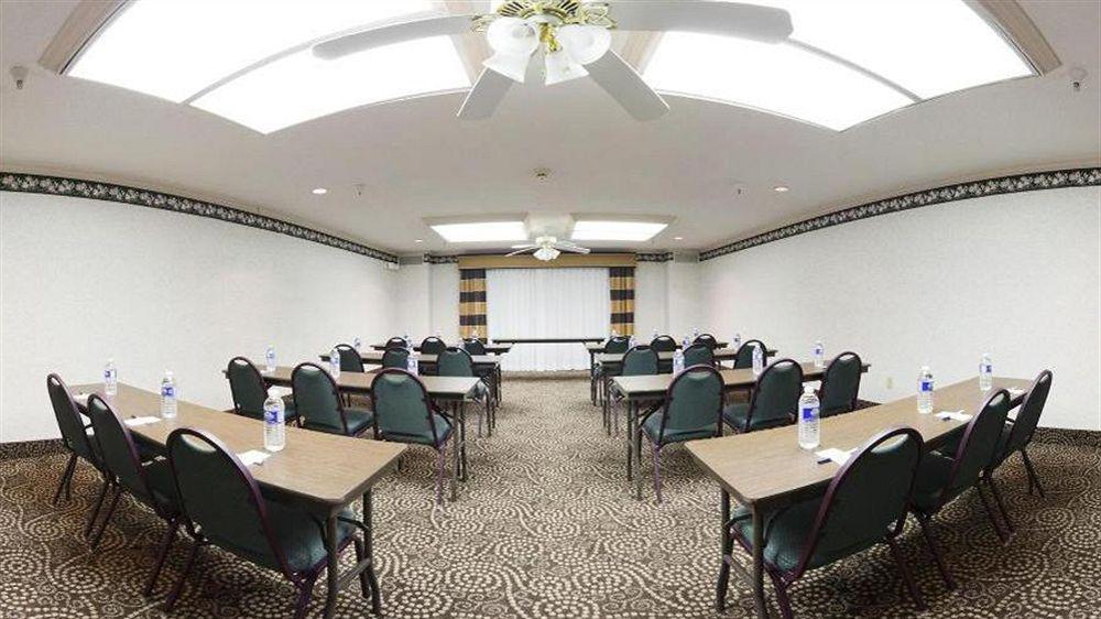 Hotel Express & East I-10 By Ihg Milton