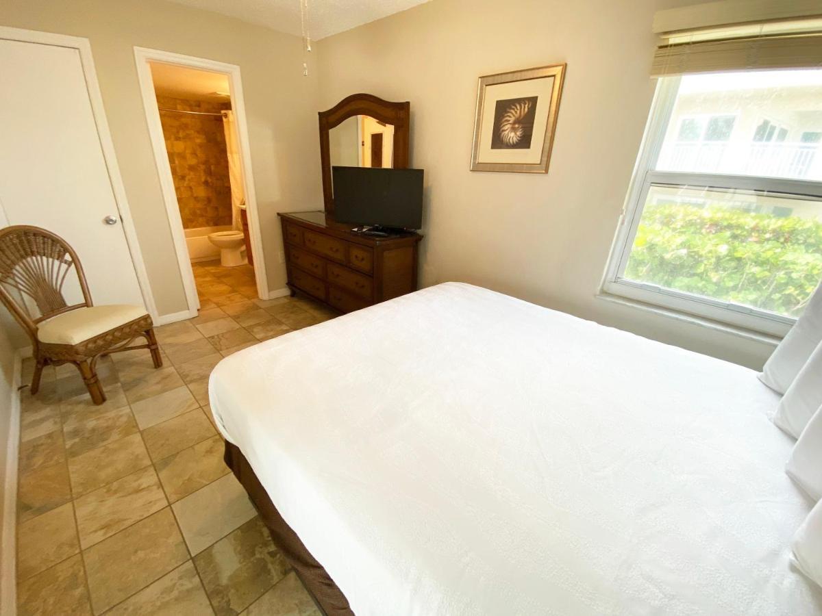 Nautical Watch Aparthotel Belleair Beach