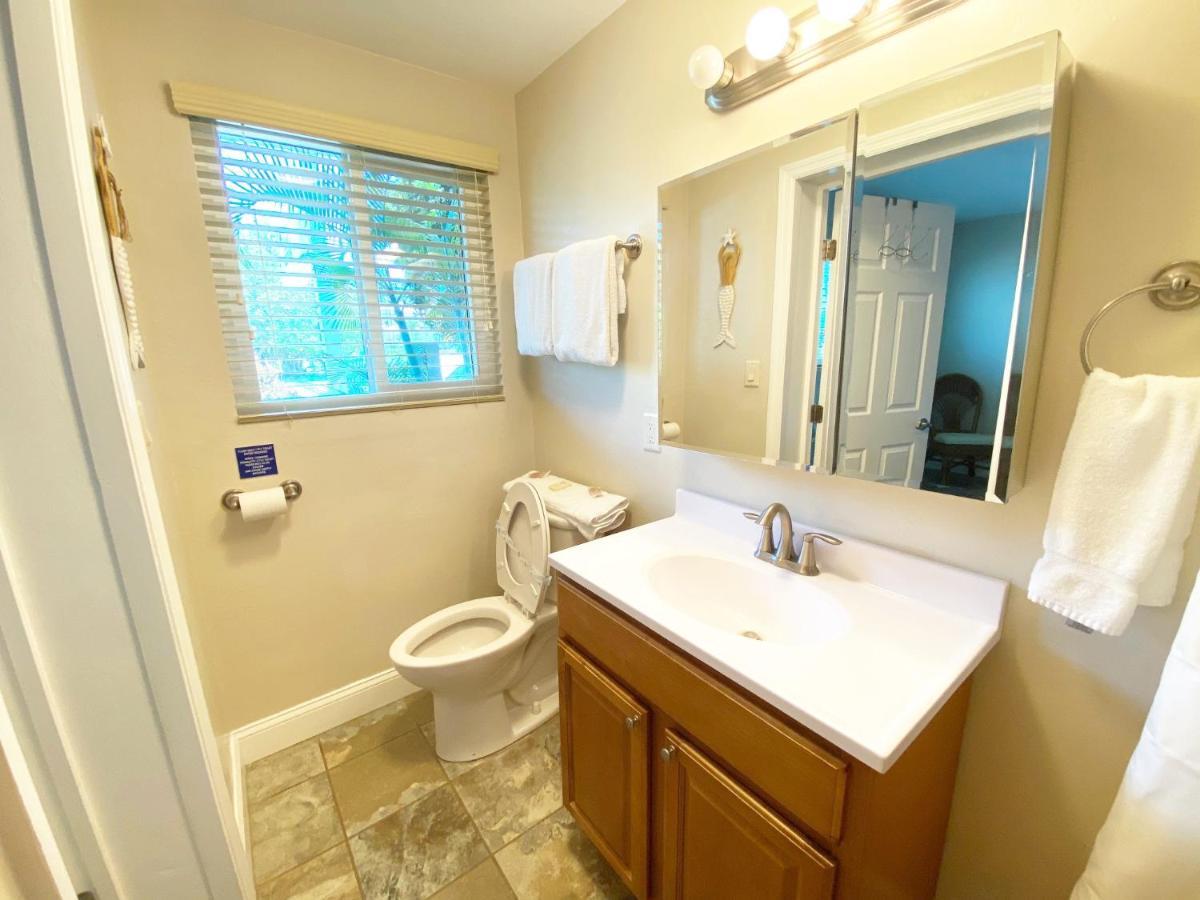 Nautical Watch 3* Belleair Beach