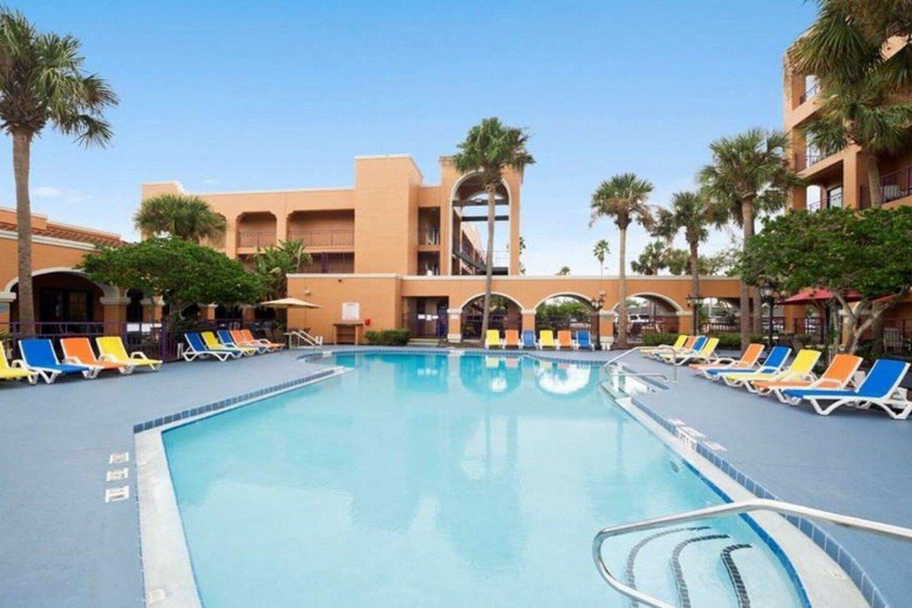 Ramada By Wyndham Downtown Kissimmee