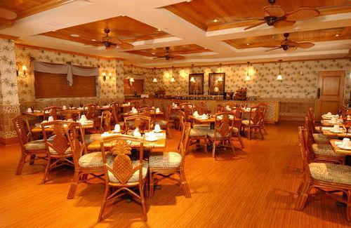 The Waterfront 3* The Villages