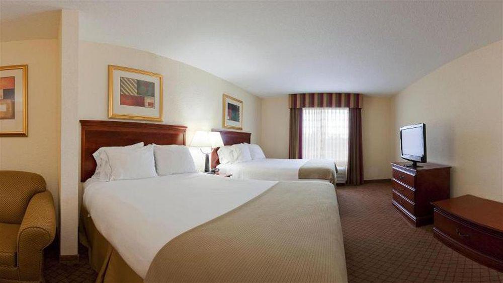 Express North / I-275 By Ihg 2* St. Petersburg