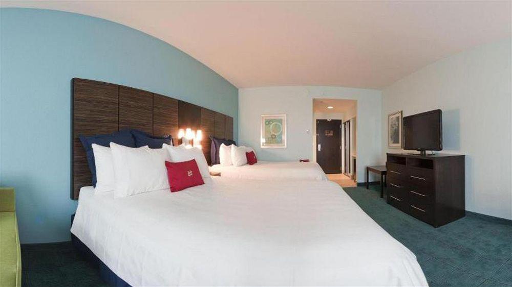 Crowne Plaza & Lauderdale Airport/ Cruise By Ihg Hotel 3*
