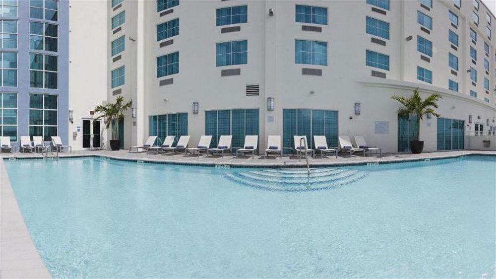 Crowne Plaza & Lauderdale Airport/ Cruise By Ihg