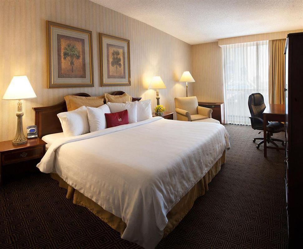 Doubletree By Hilton Riverfront, Fl Jacksonville