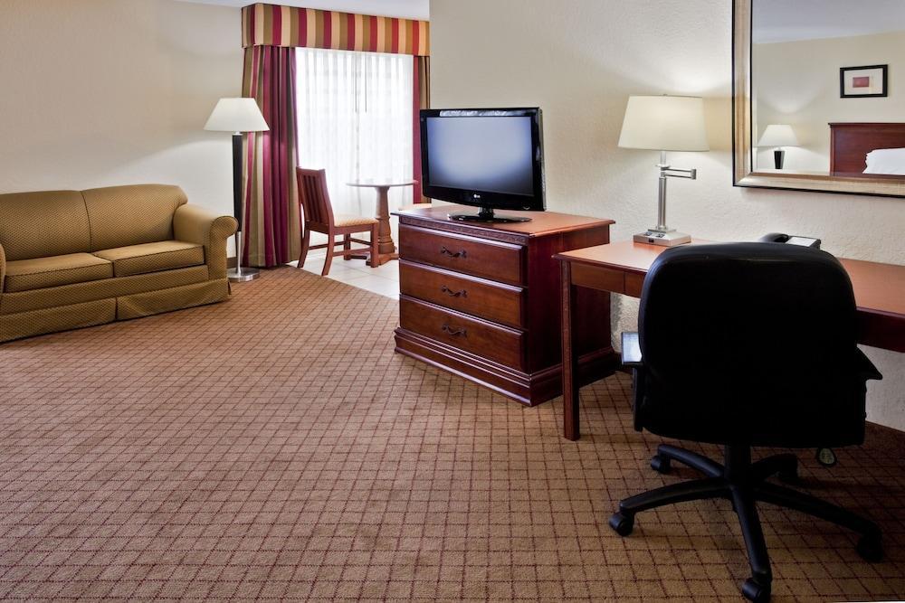 Express North / I-275 By Ihg Hotel