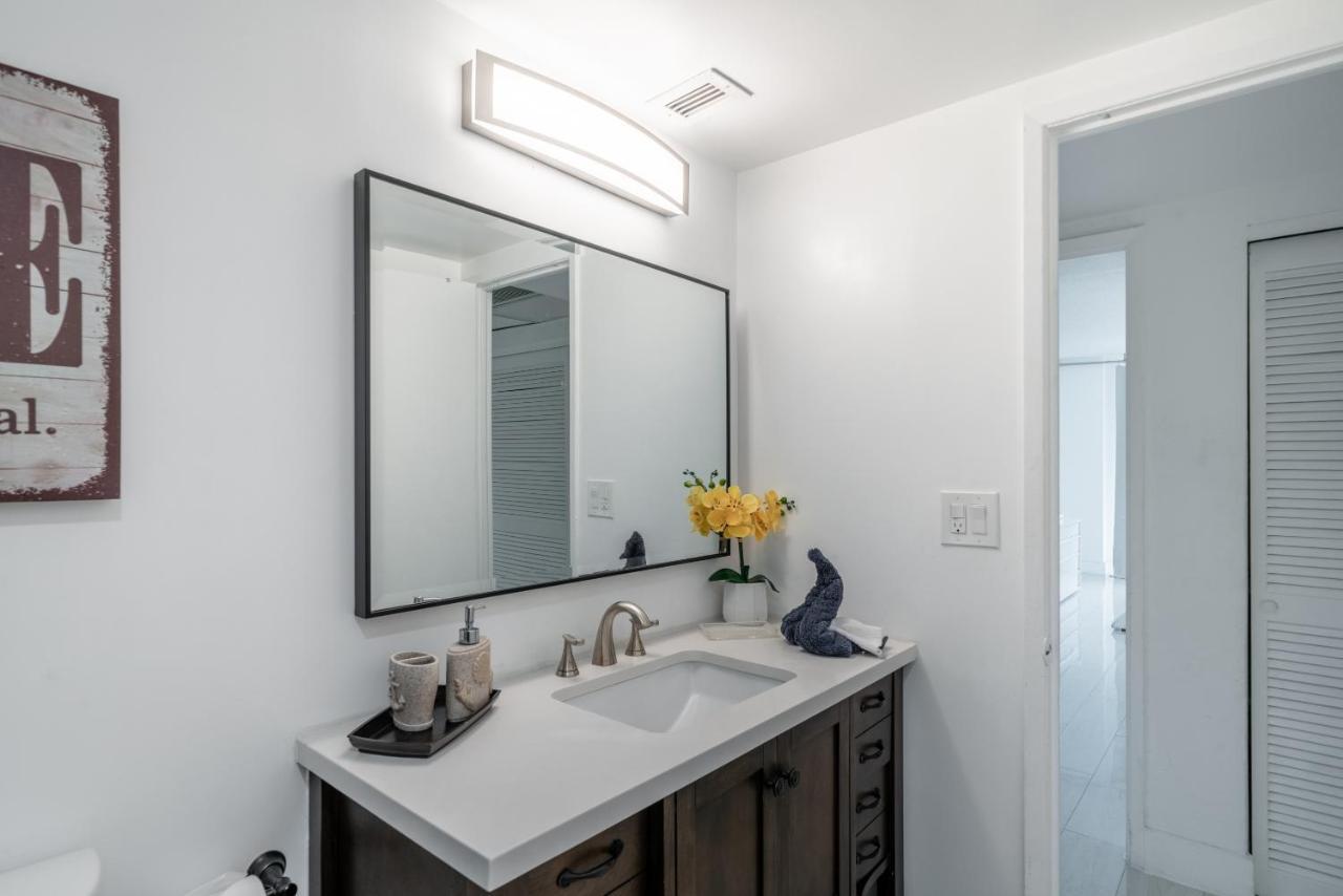 Aparthotel Sunny Isles Ocean Reserve 2*