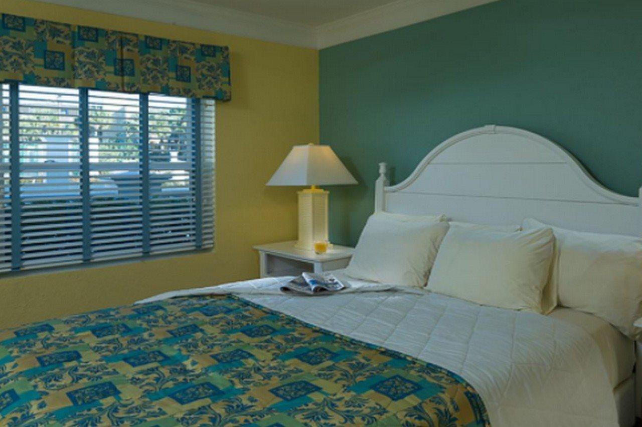 Hibiscus Oceanfront