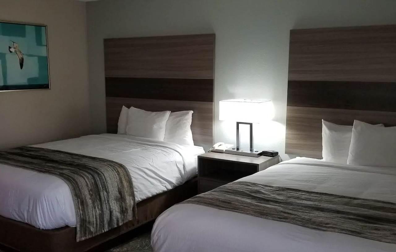 Western Intracoastal Hotel