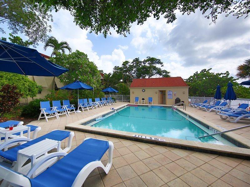 Resort Moorings 3*