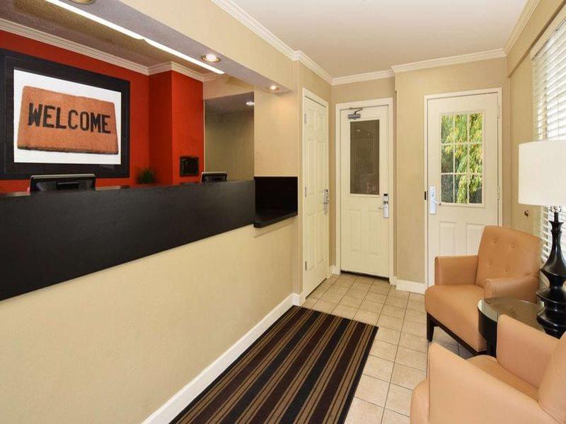 Extended America - - Airport - Spruce Street Tampa