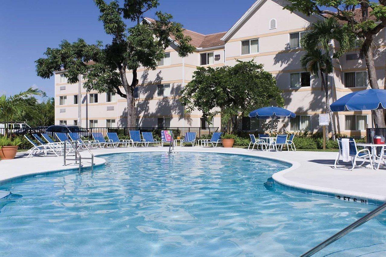 Extended America Premier - Miami - Airport - Hotel 2*