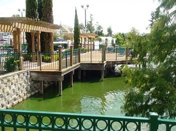 The At Seven Dwarfs Apartment Kissimmee