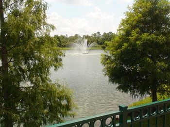 The At Seven Dwarfs Apartment Kissimmee