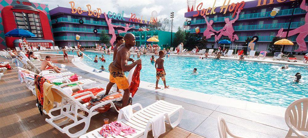 Hotel Disney's Pop Century 3*