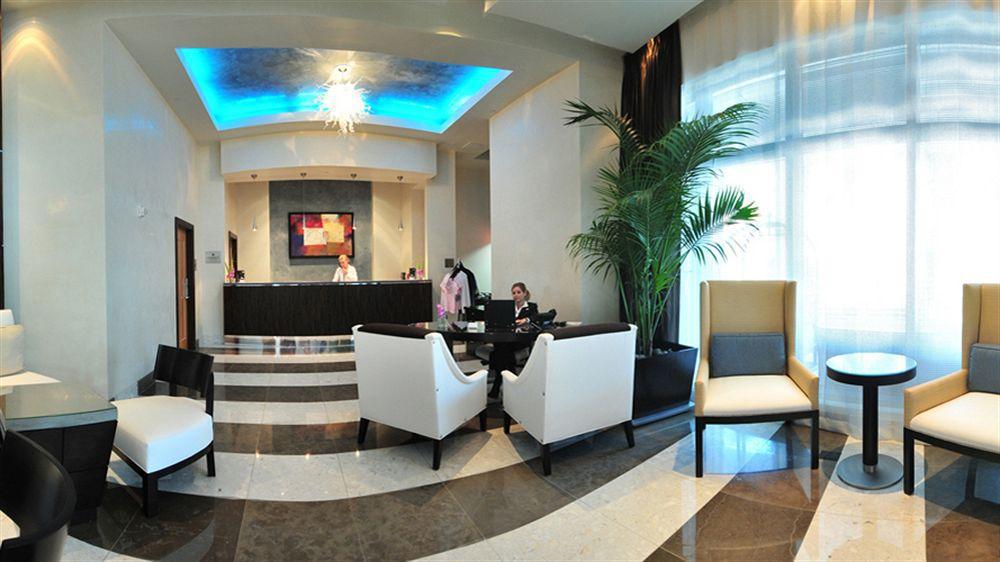 By Marriott Lauderdale Intracoastal Hotel