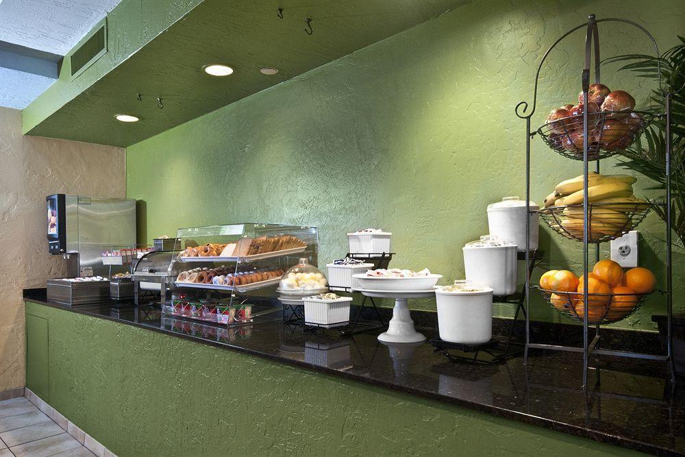 Hotel Western Deerfield & Deerfield Beach