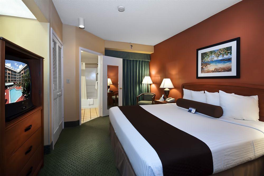 Hotel Western Deerfield & 3*