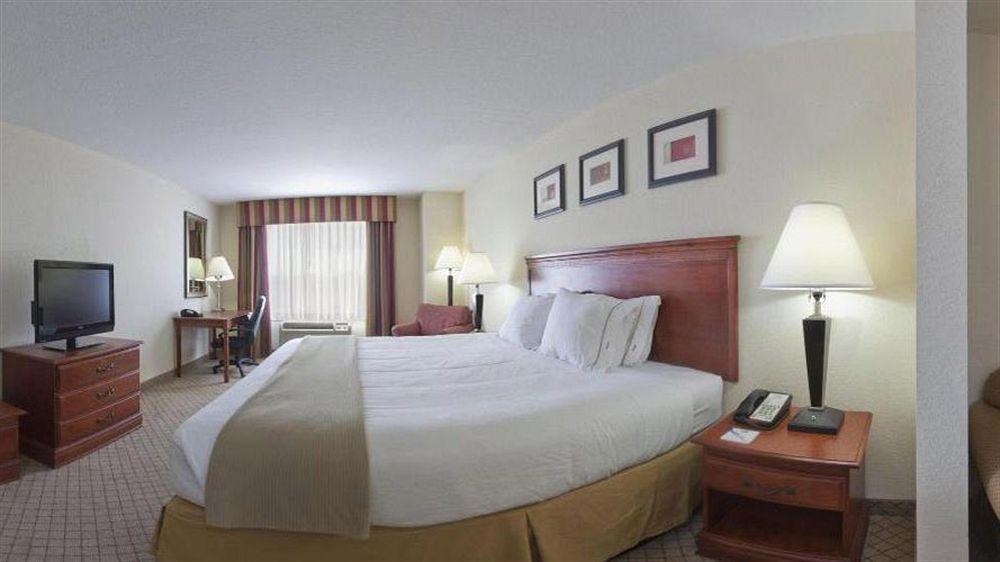 Express & Tampa-fairgrounds-casino By Ihg 2* Tampa