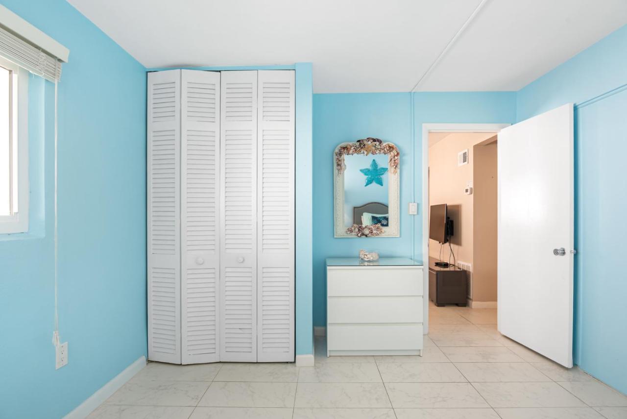 Island House Apartment