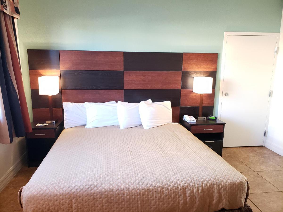 Oceanfront And - Ormond 2*