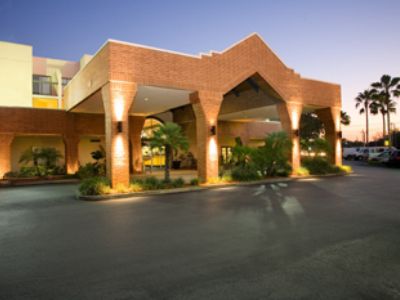 Baymont By Wyndham Near Busch Gardens Hotel Tampa
