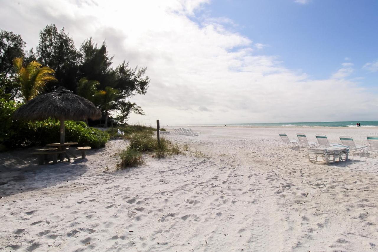 Seabreeze At Anna Maria Island Aparthotel 2*