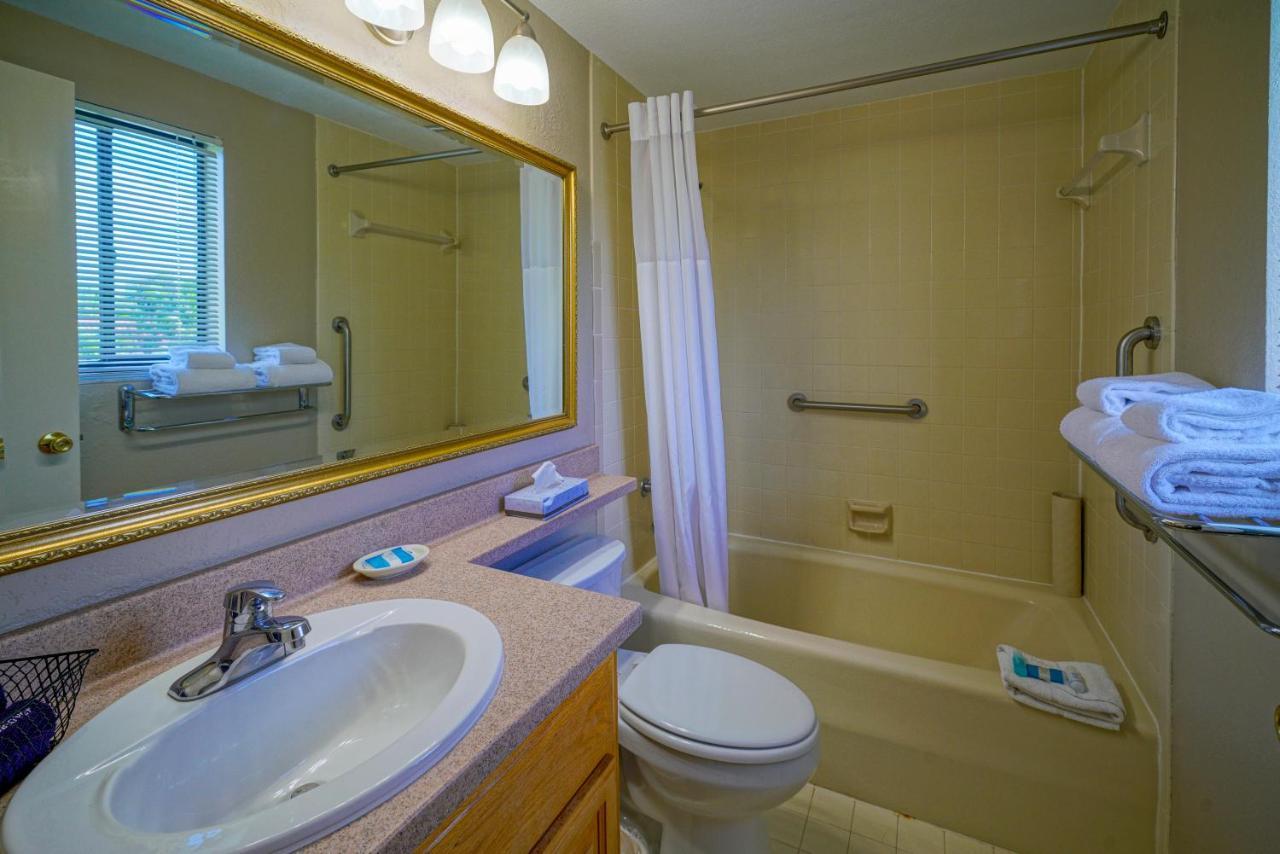 Hotel Ventura At Boca Raton