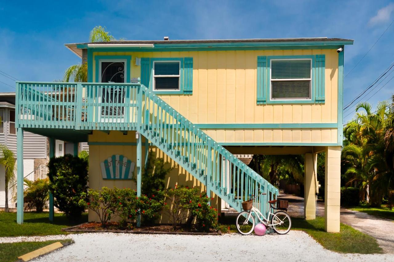Cedar Cove & Hotel Holmes Beach