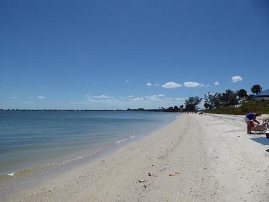 Sundial F206 Sanibel