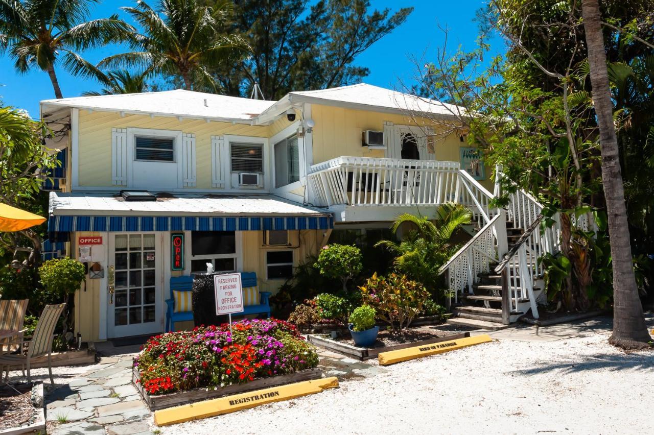 Cedar Cove & Hotel Holmes Beach