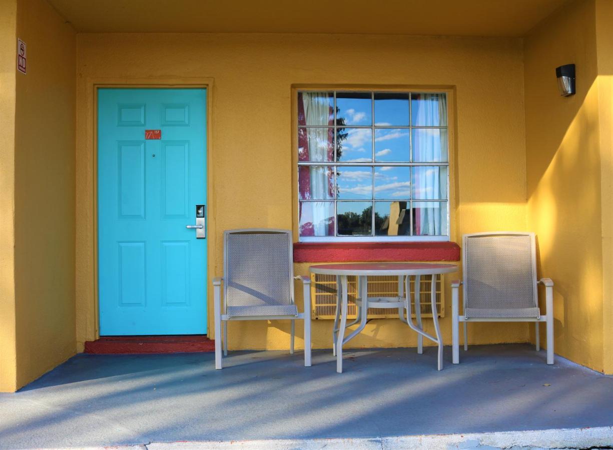 Motel Howard Johnson By Wyndham Front Park