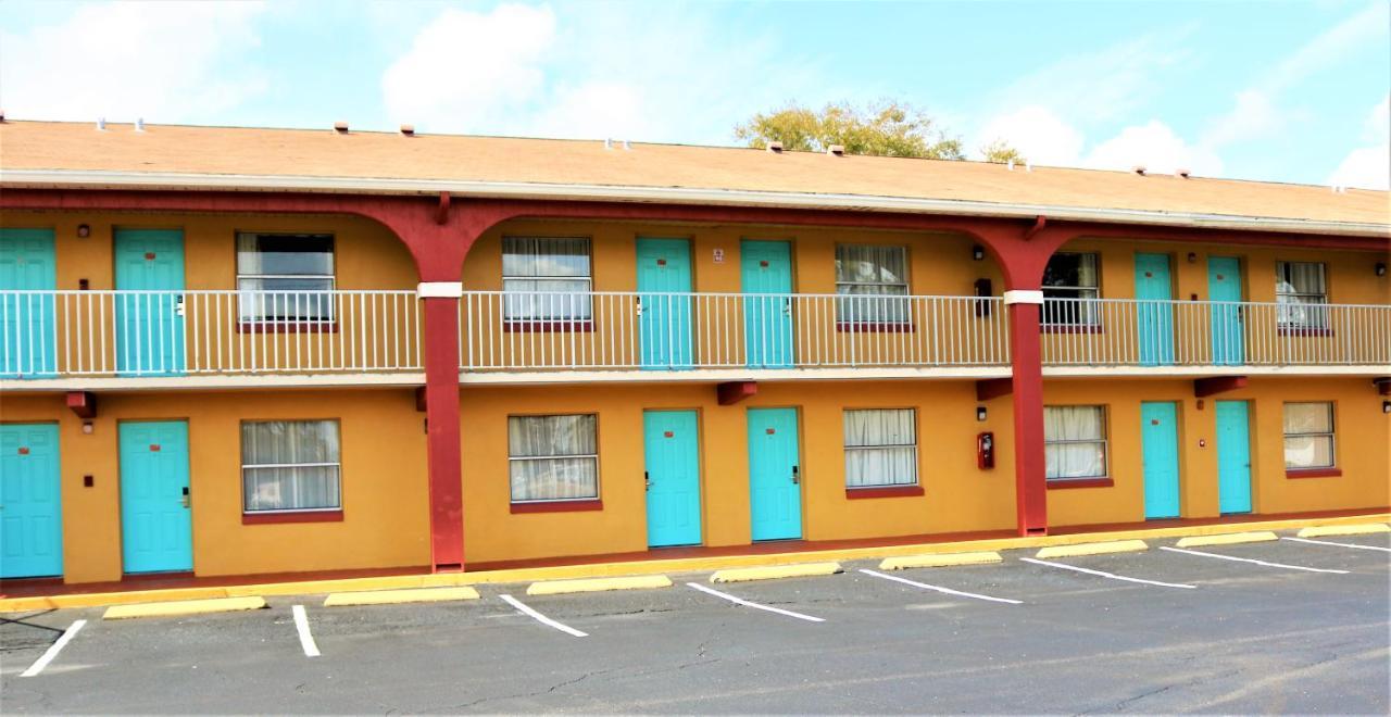 Howard Johnson By Wyndham Front Park 2* Kissimmee