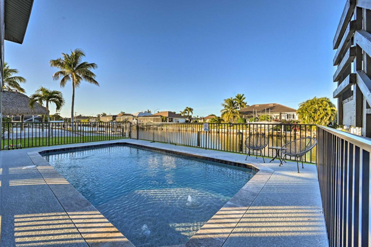 Modern Retreat With Private Pool! Holiday home Marco Island