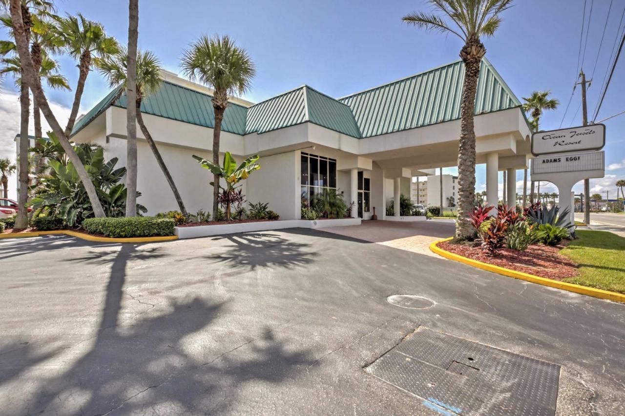 Daytona With Oceanfront Balcony And Pool! * Daytona Beach