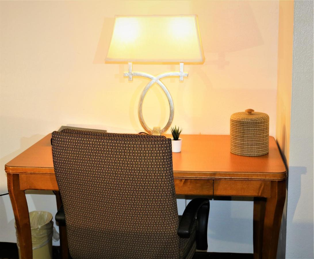 Motel Howard Johnson By Wyndham Front Park 2*