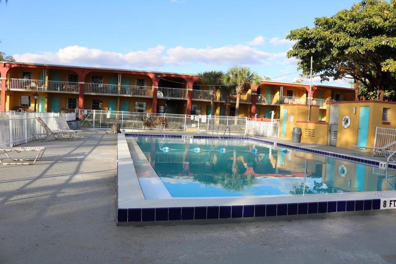 Motel Howard Johnson By Wyndham Front Park