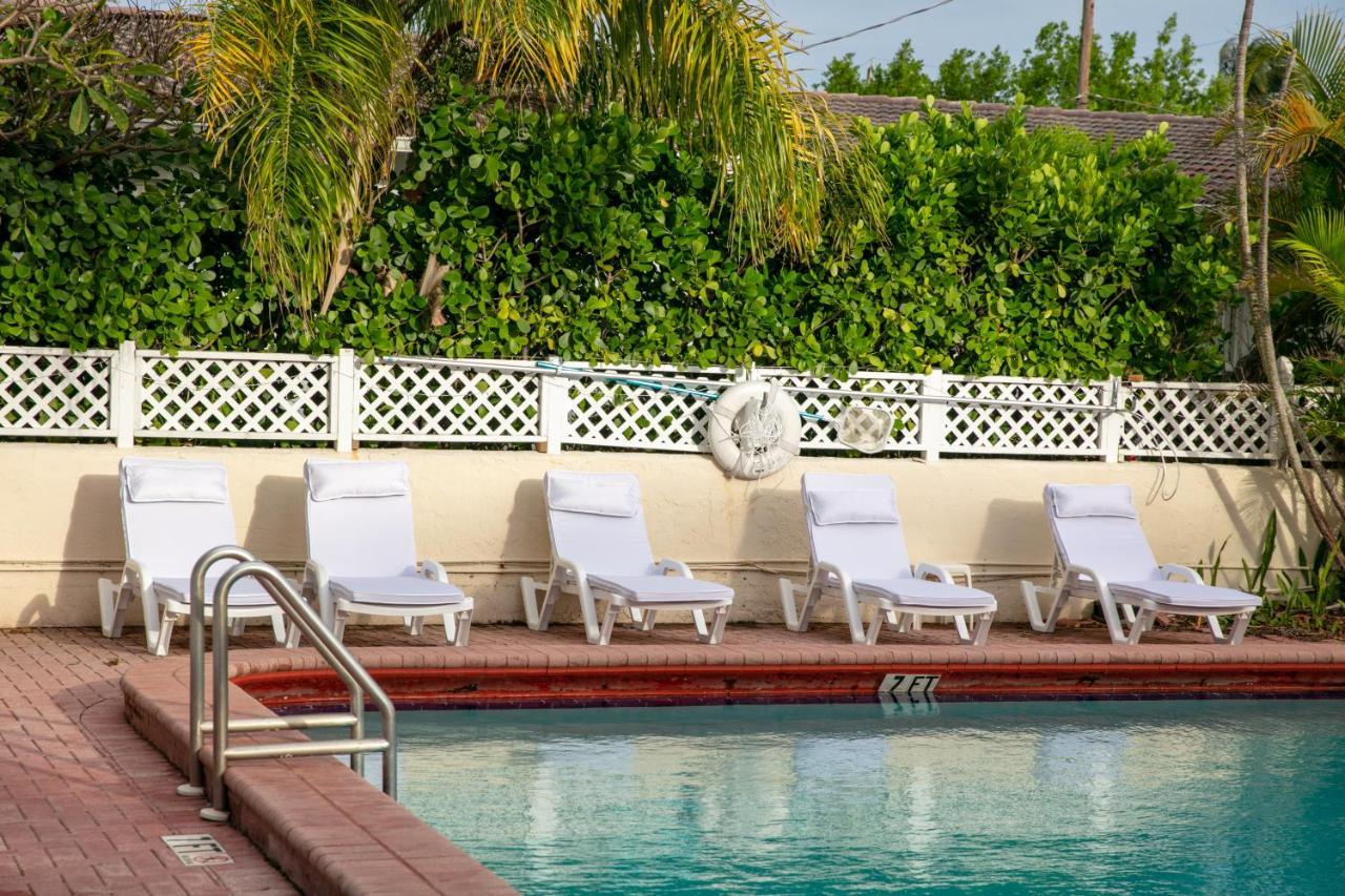 Inn Comfort Oceanside Deerfield 3*