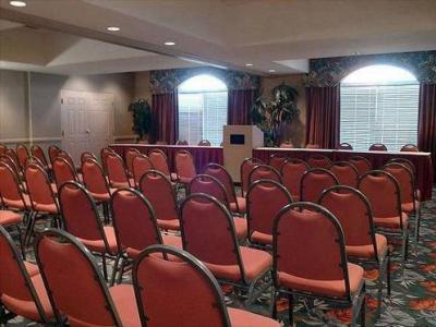 Resort Lauderdale Airport By Ihg